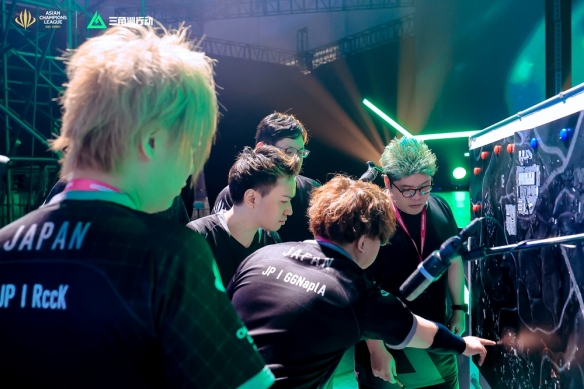 的三角节奏 的三角节奏