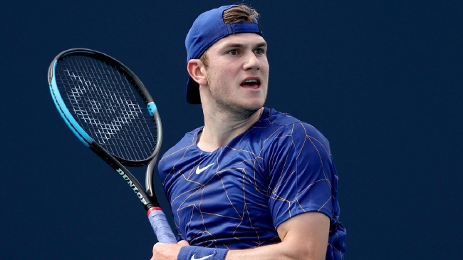 肋部被穿透 肋部被穿透