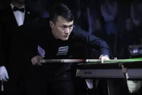 让防守横移 让防守横移